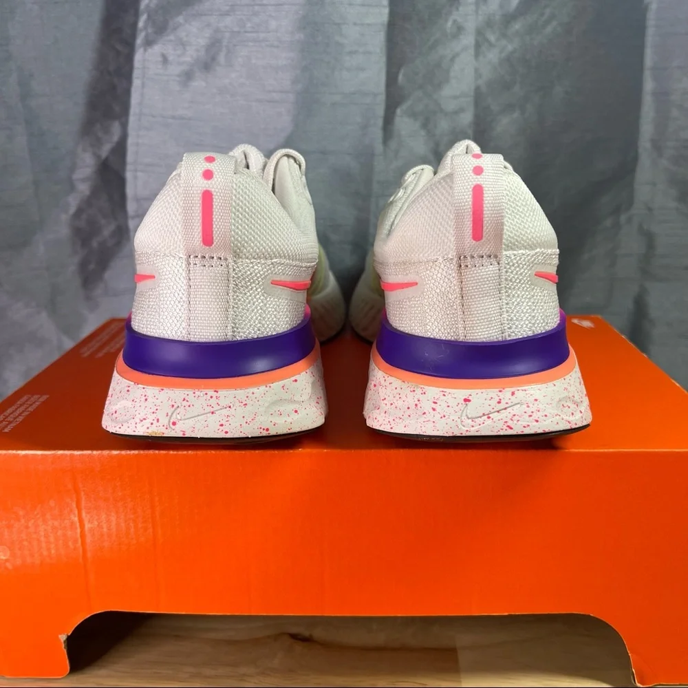NEW Nike React Infinity Run Flyknit 2 White Neon Running Shoes Women's 5.5 - Picture 5 of 7